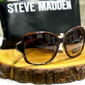 Steve Madden Birdie Sunglasses - Brown & Black